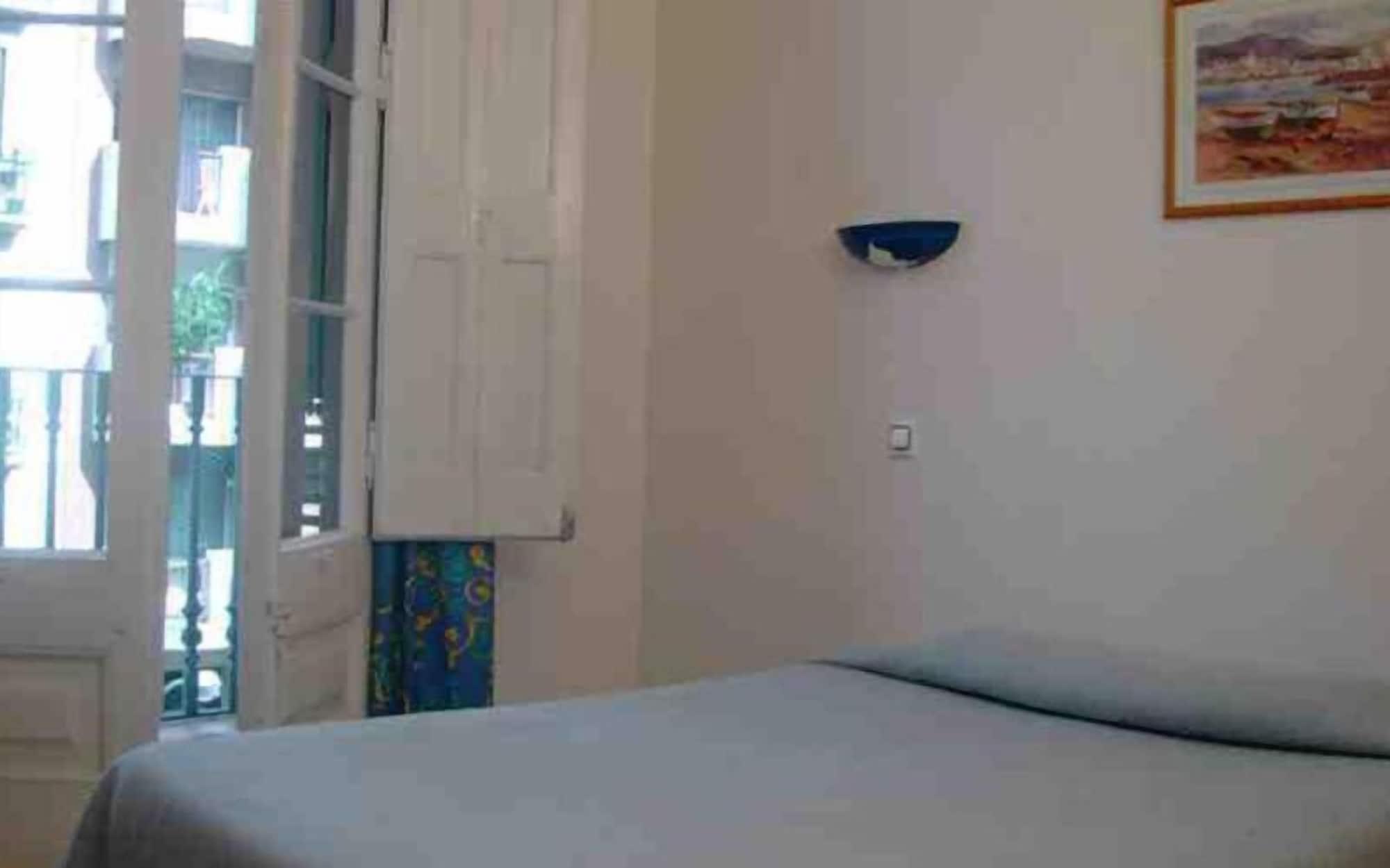 Hostal Eden Βαρκελώνη Εξωτερικό φωτογραφία