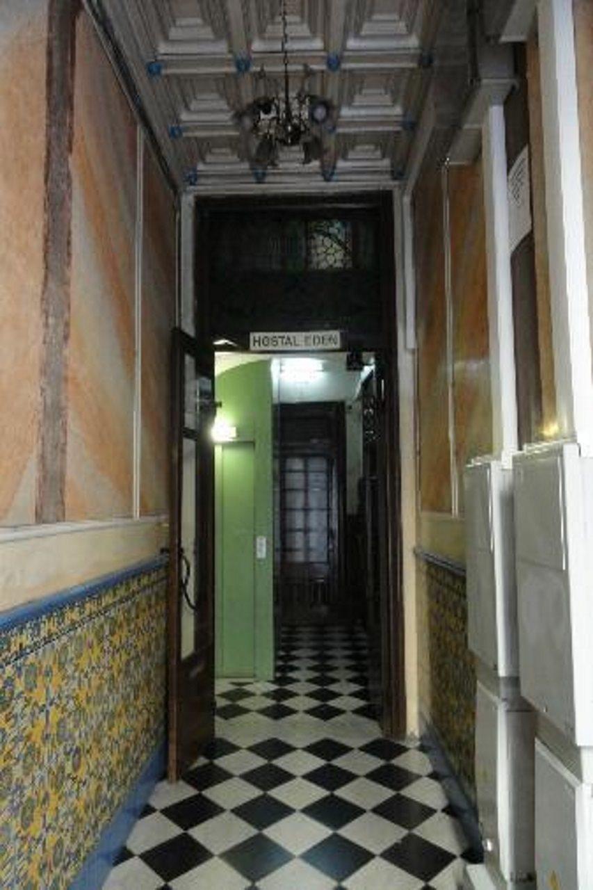 Hostal Eden Βαρκελώνη Εξωτερικό φωτογραφία